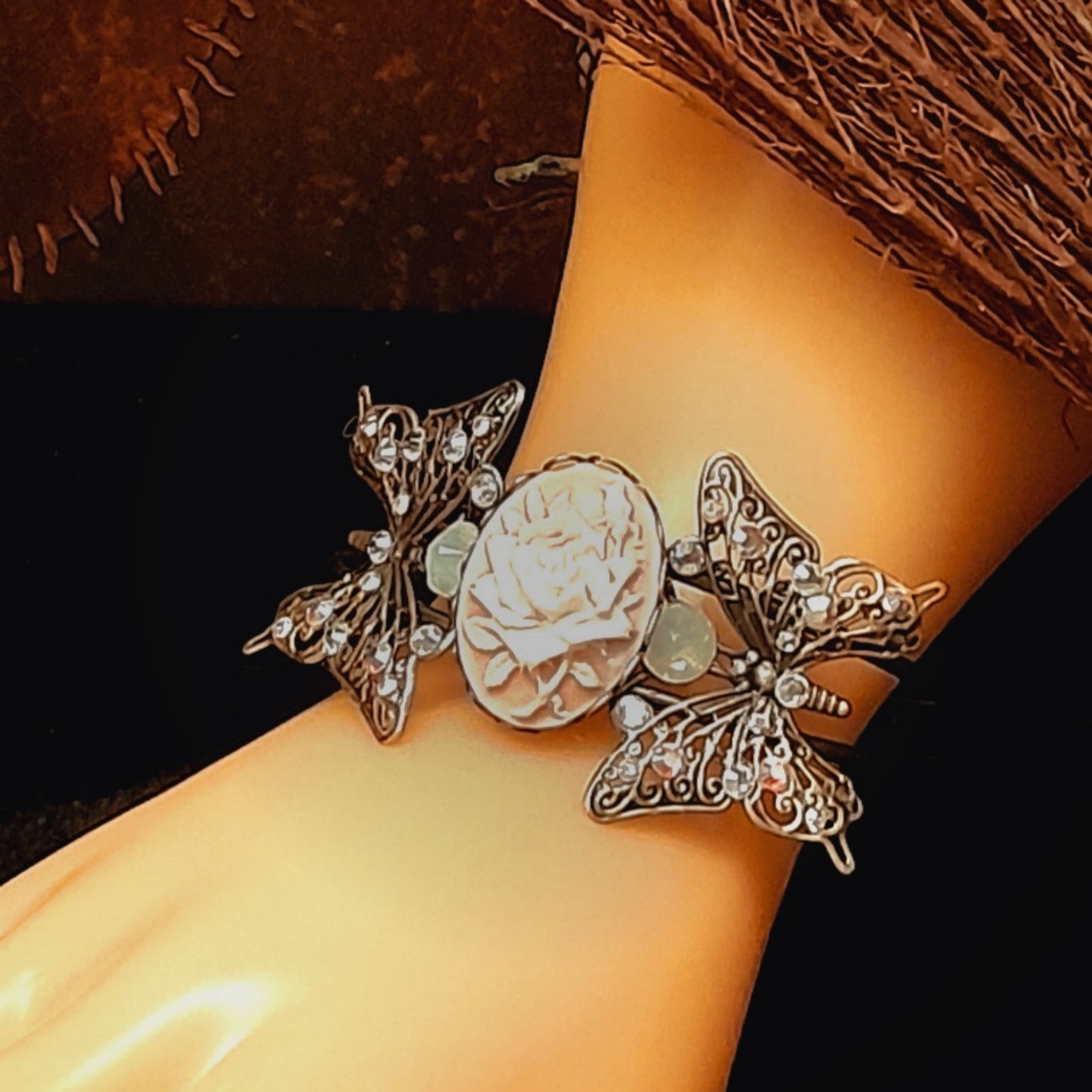 Romantic Cameo Butterfly Adjustable Bracelet