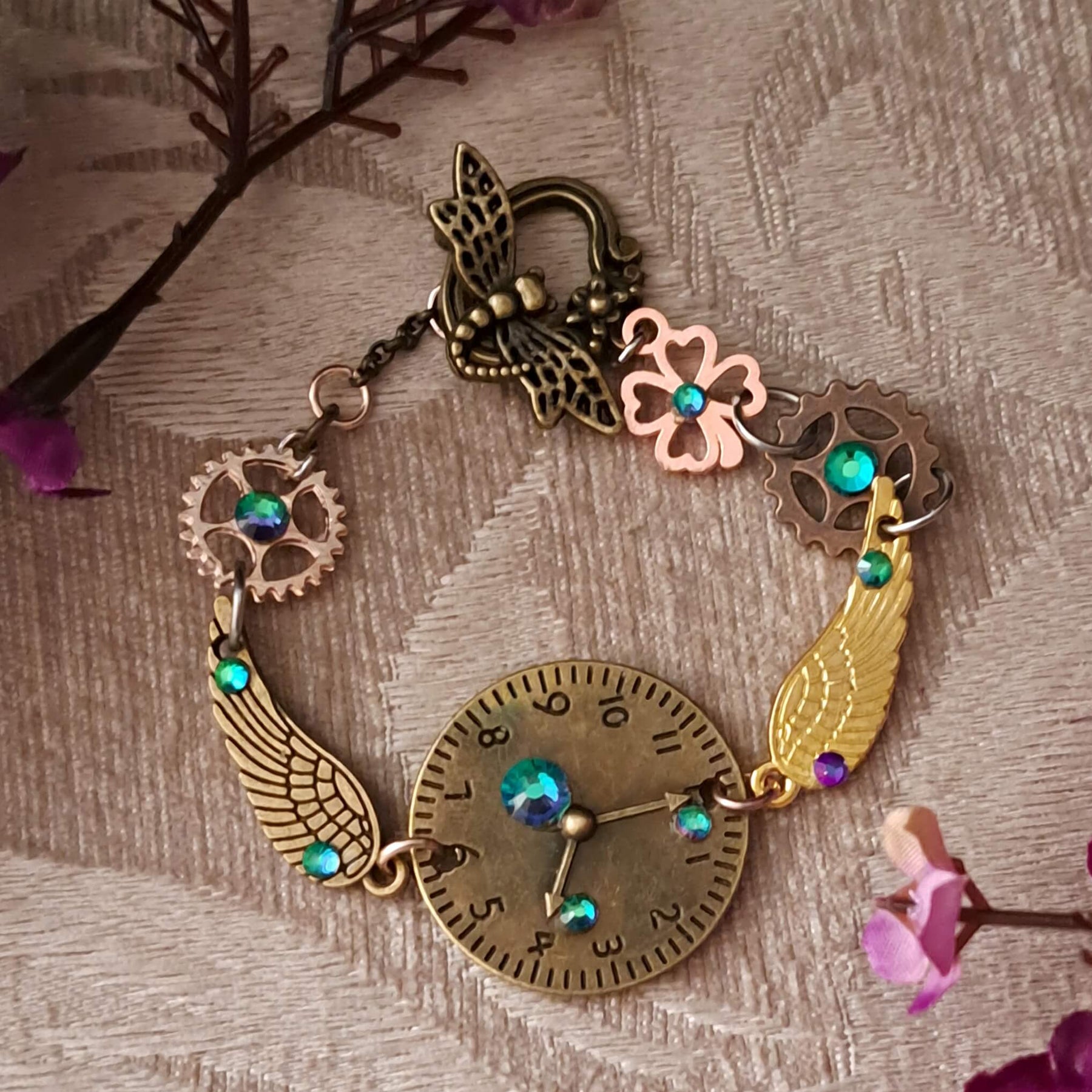 Fantasy Steampunk Clock and Gears Bracelet