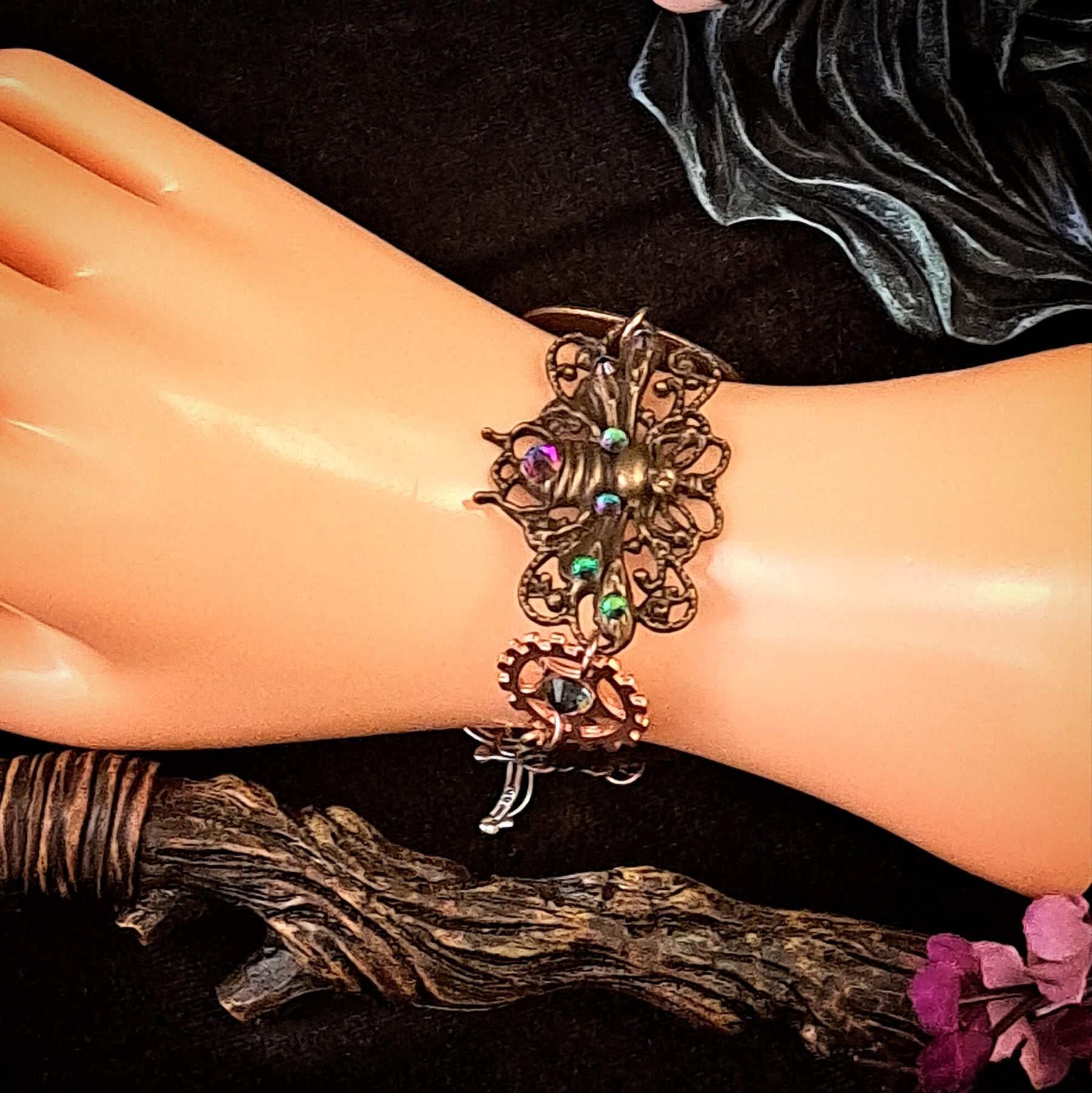 Fantasy Bee Bracelet