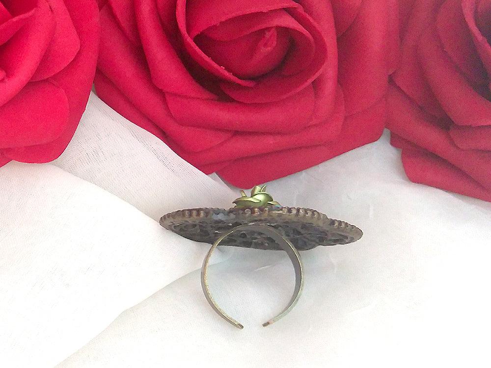 Large Flower Green Ring