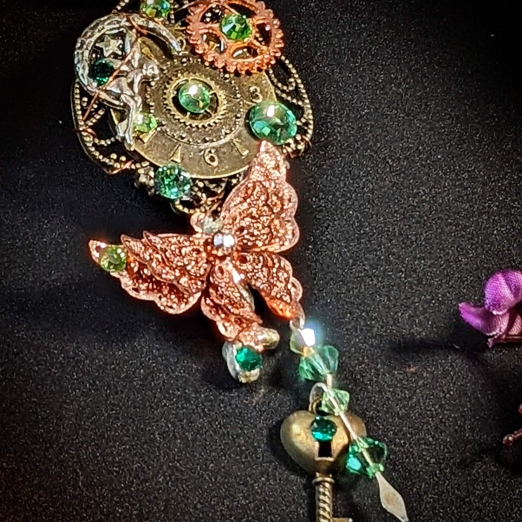 peridot green necklace