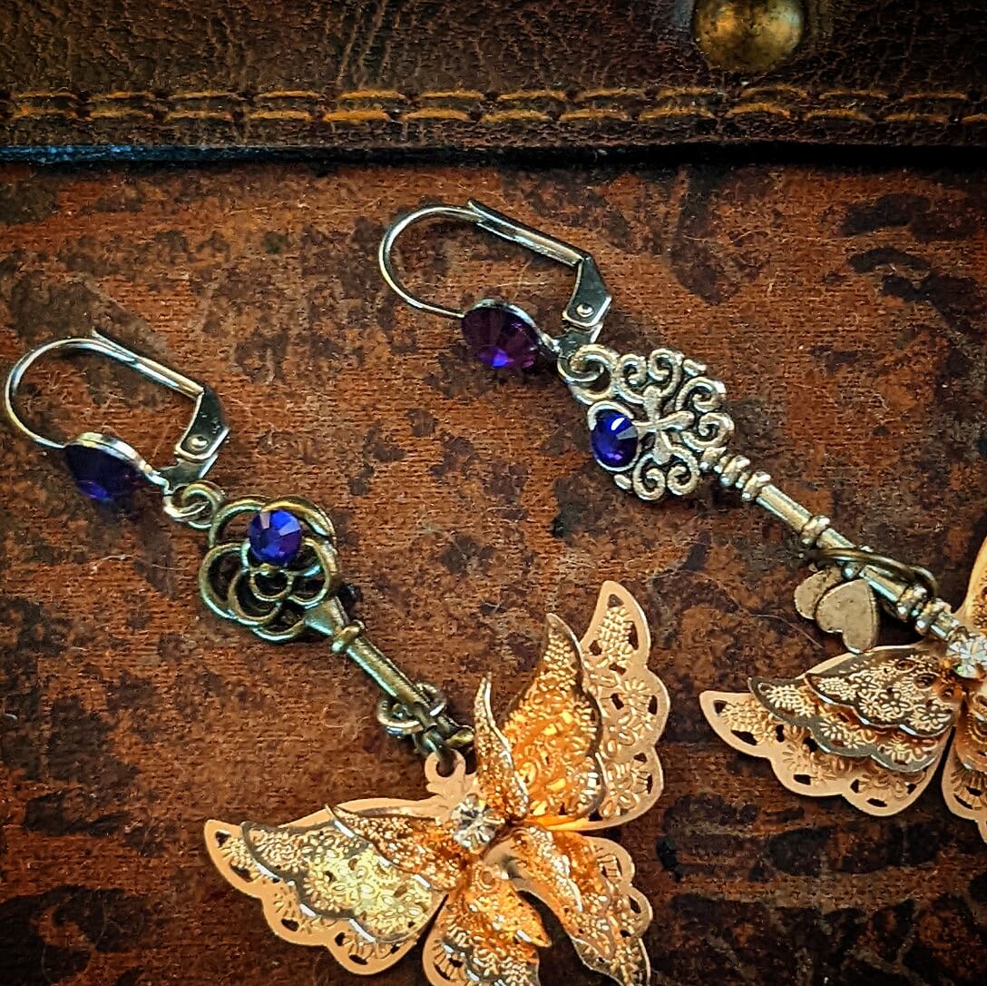 steampunk key earrings