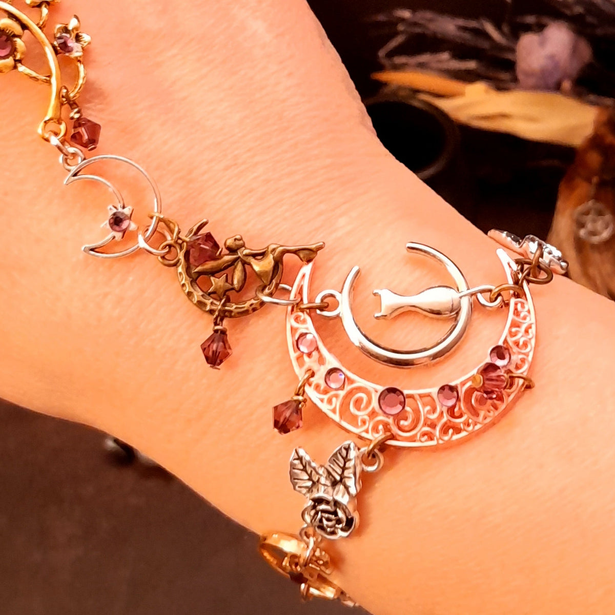 slave bracelet hand chain swarovski crystals filigree victorian style