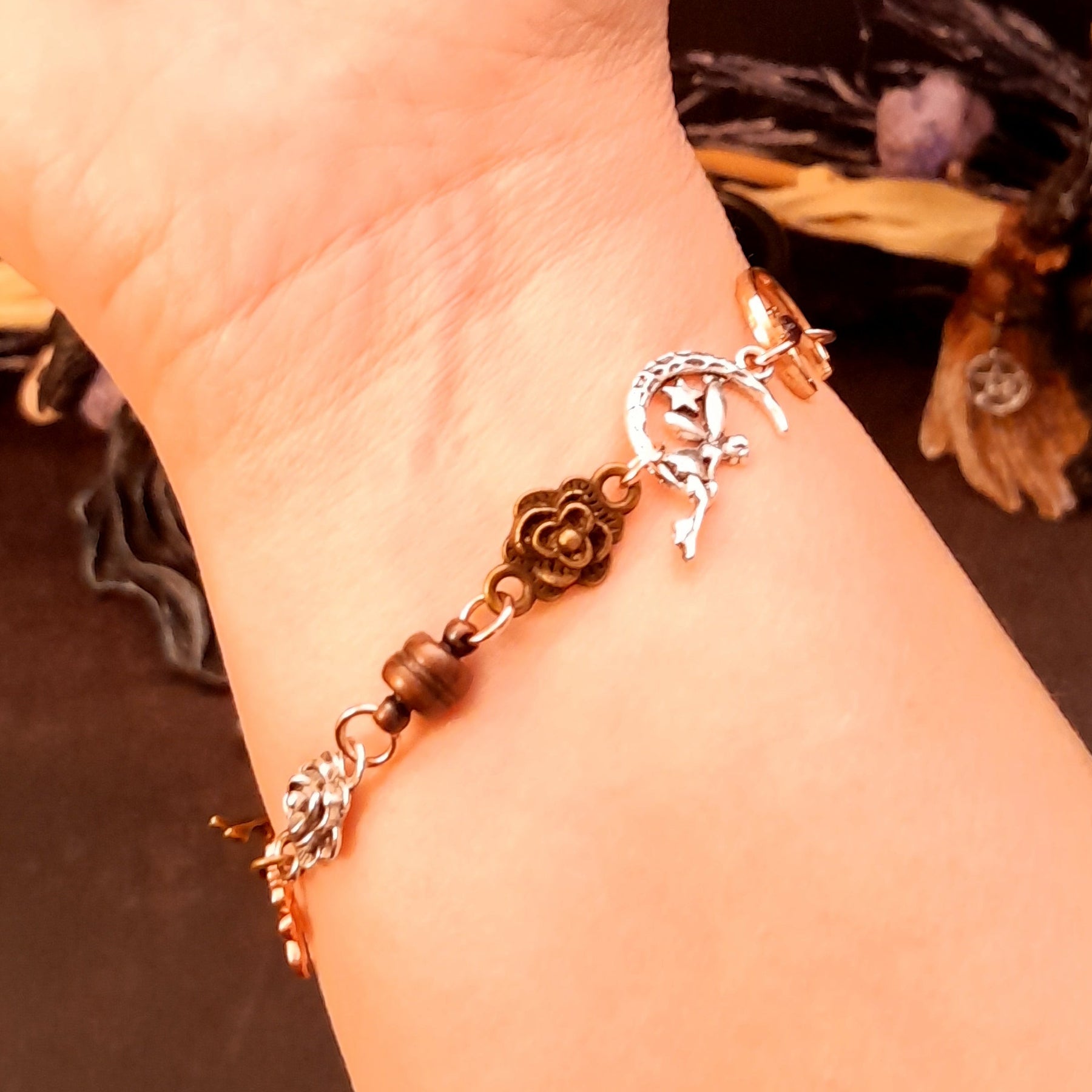 slave bracelet hand chain swarovski crystals magnet clasp