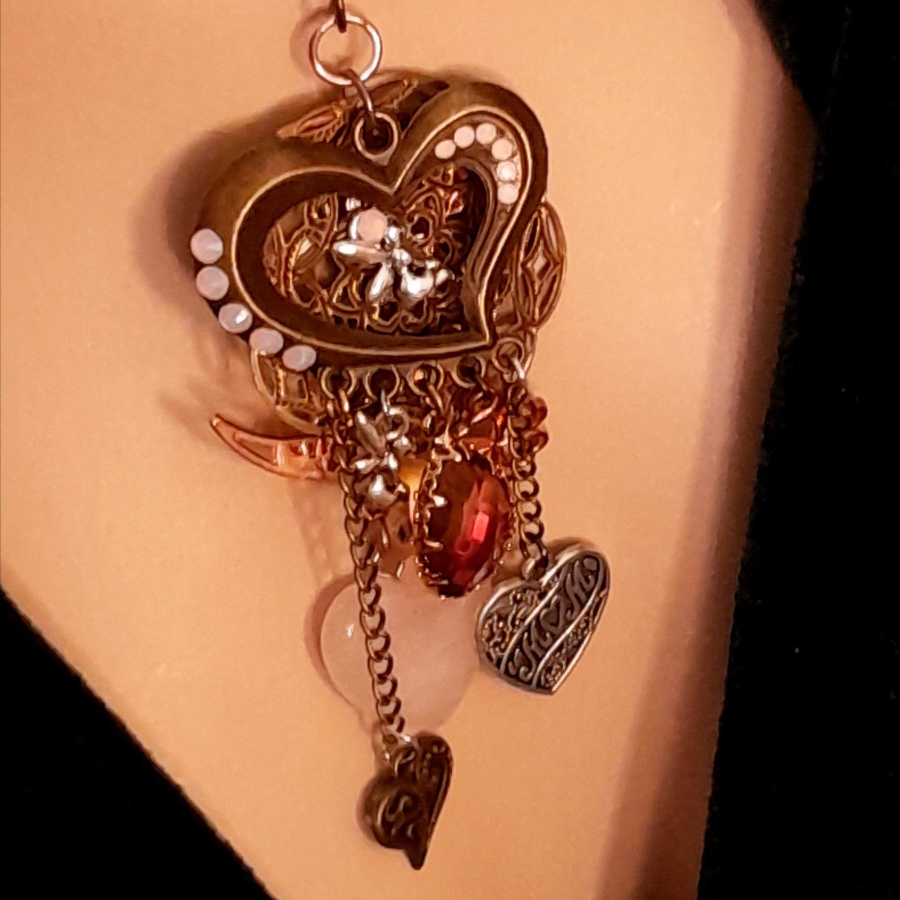 Magical fantasy heart necklace with rose quartz and world-renowned genuine Swarovski crystals — Victorian style love jewelry gift for her