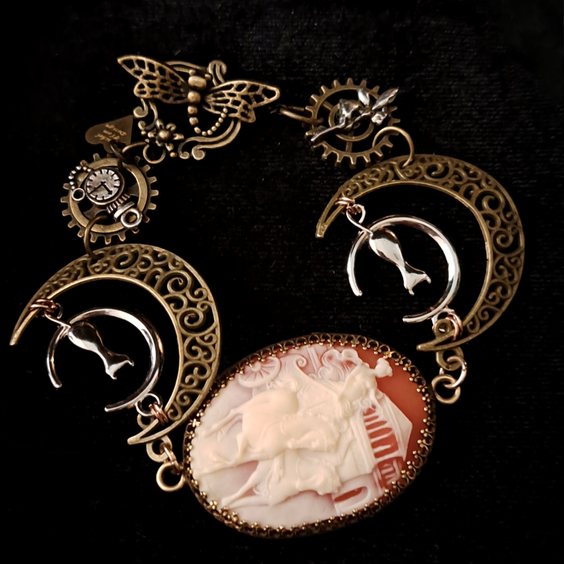 Fantasy Cameo Moon Bracelet