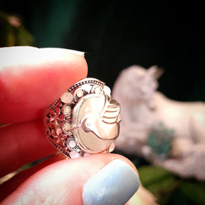 White Cat's Eye Hummingbird Ring  Size 6