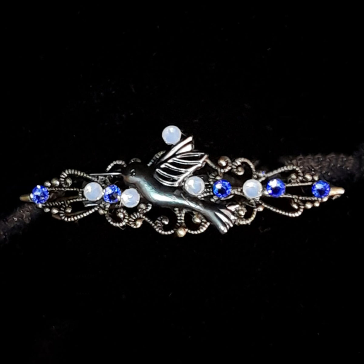 Small Hummingbird Blue Crystal Hairclip