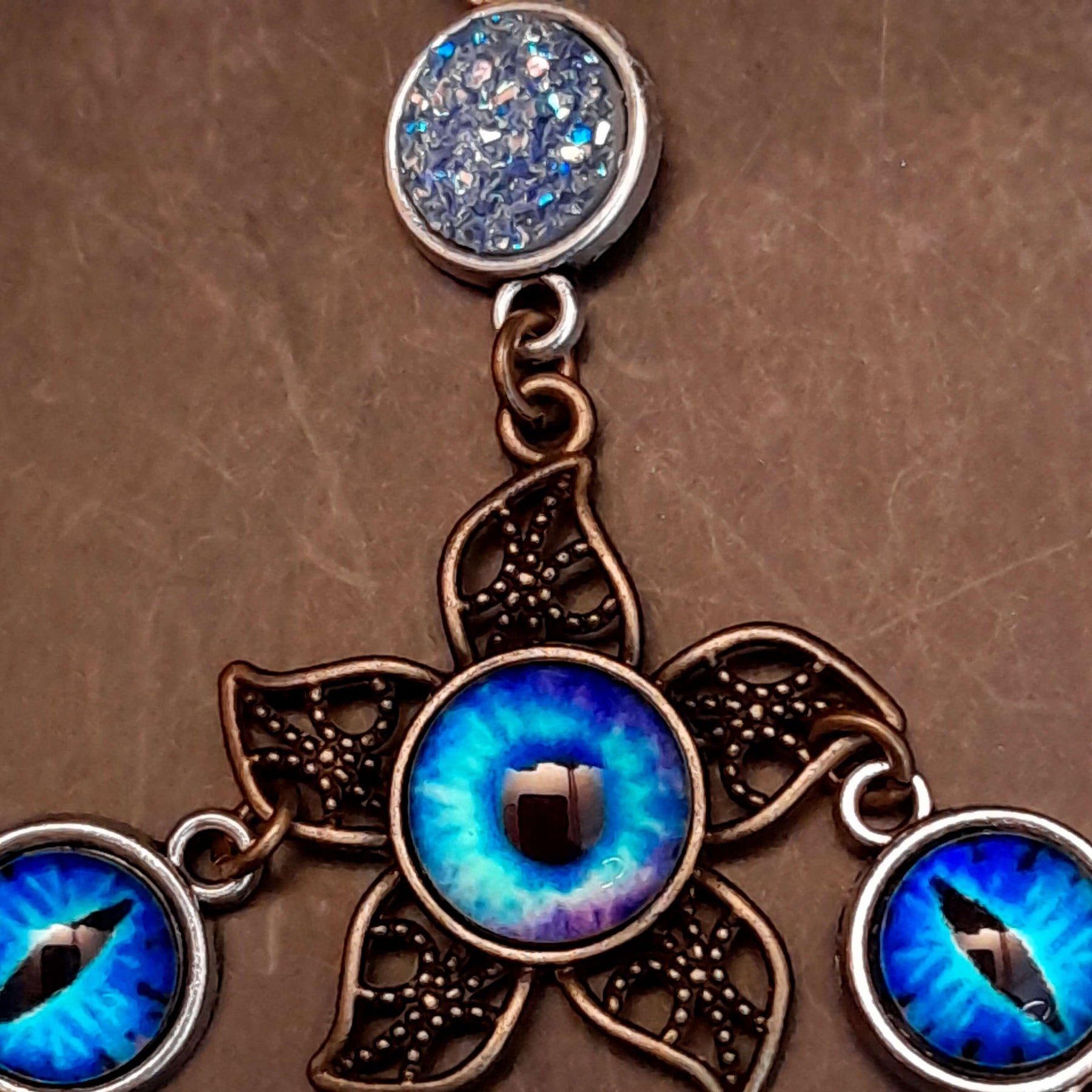 Blue Hand Chain Dragon Eye