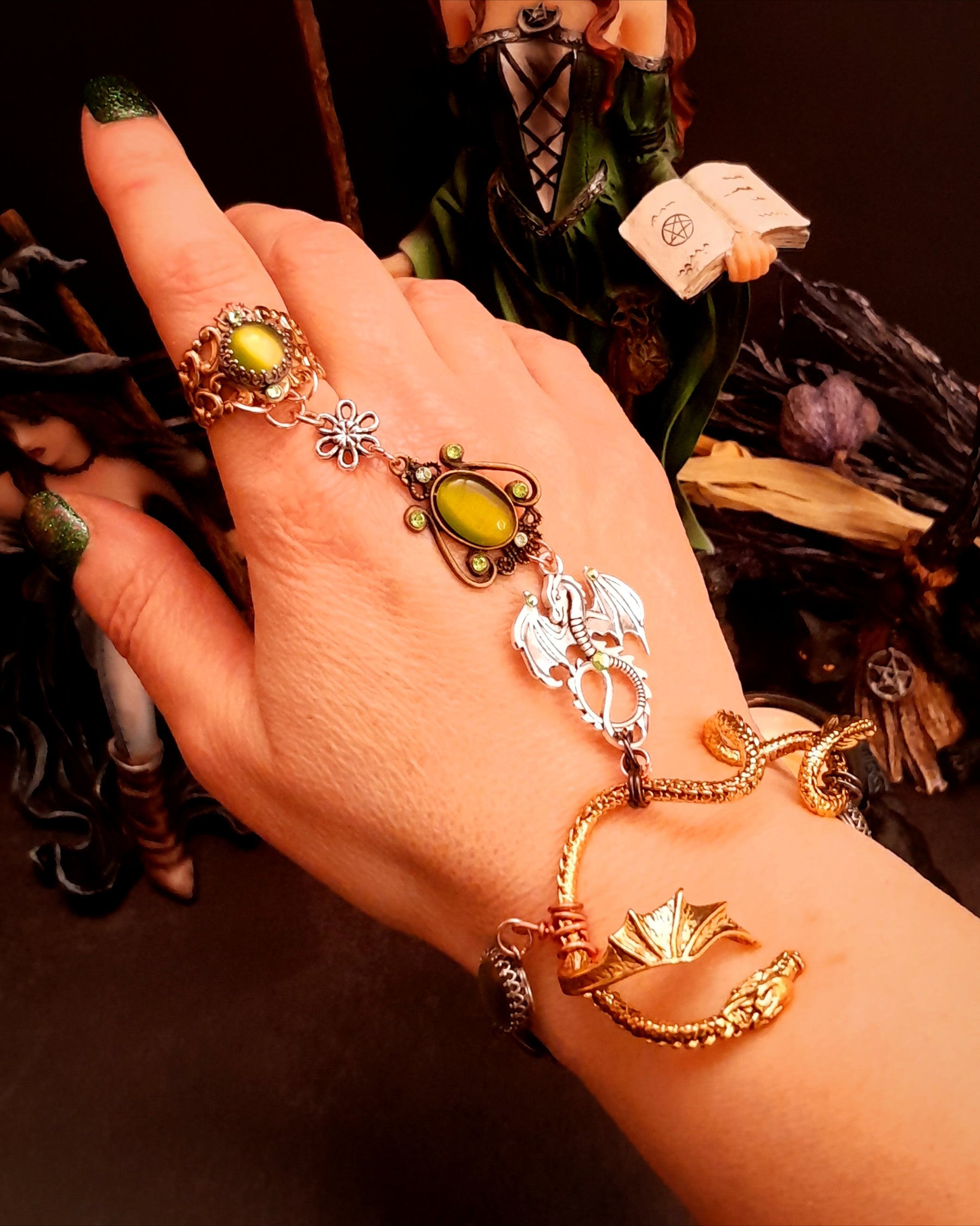 Hand Chain Green Crystals Dragon