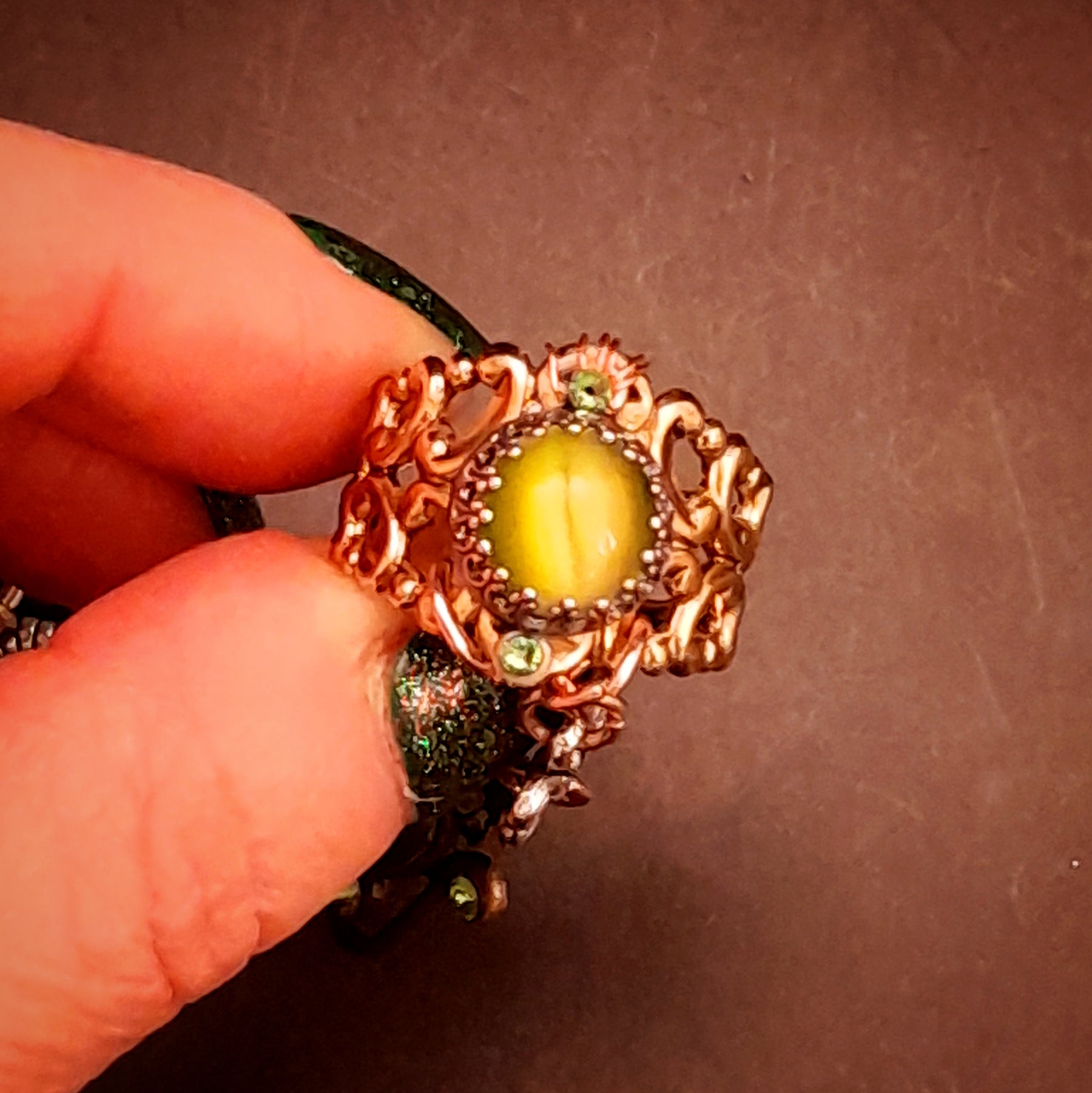 Hand Chain Green Crystals Dragon