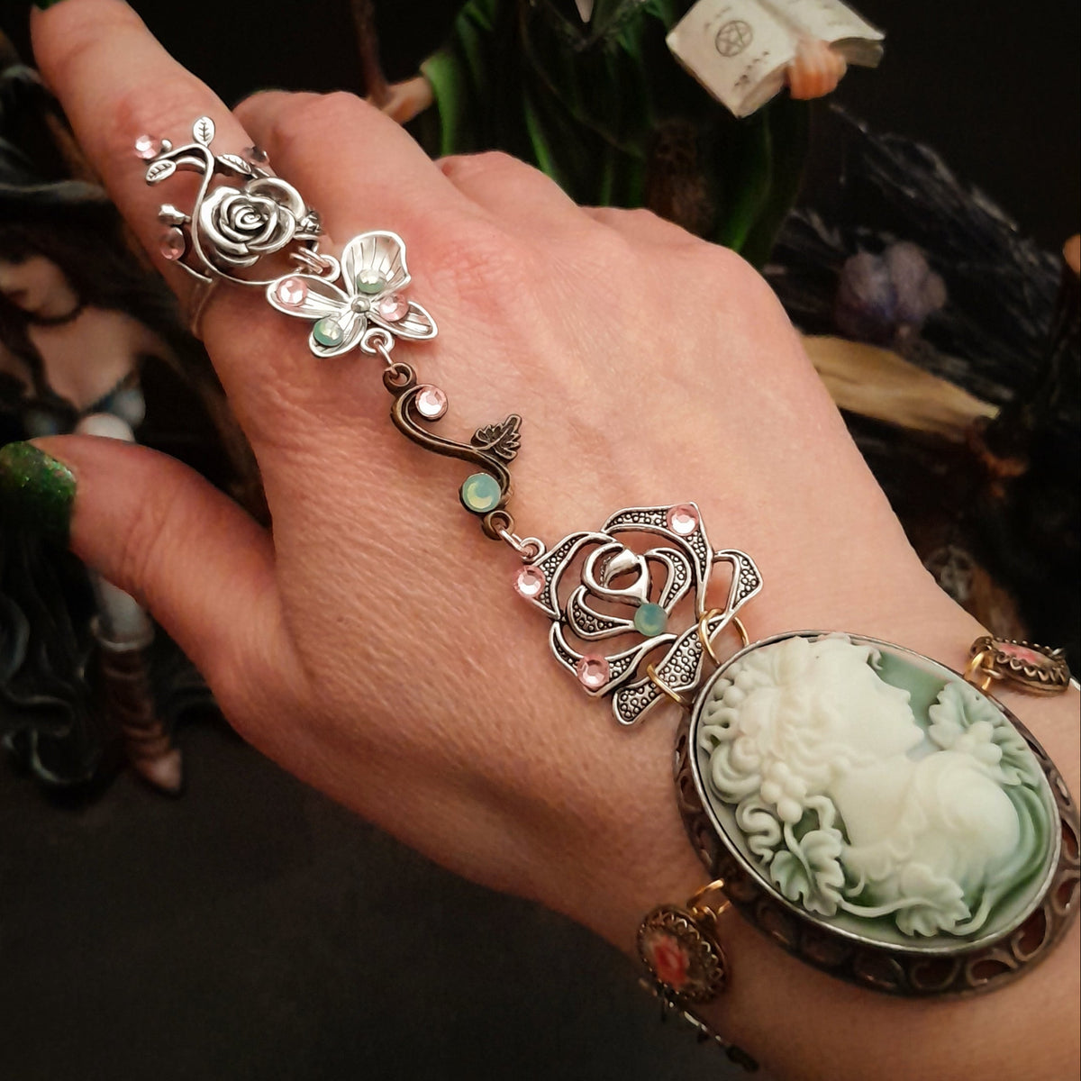 swarovski crystal slave bracelet hand chain 