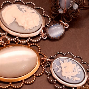 slave bracelet hand chain blue cameo
