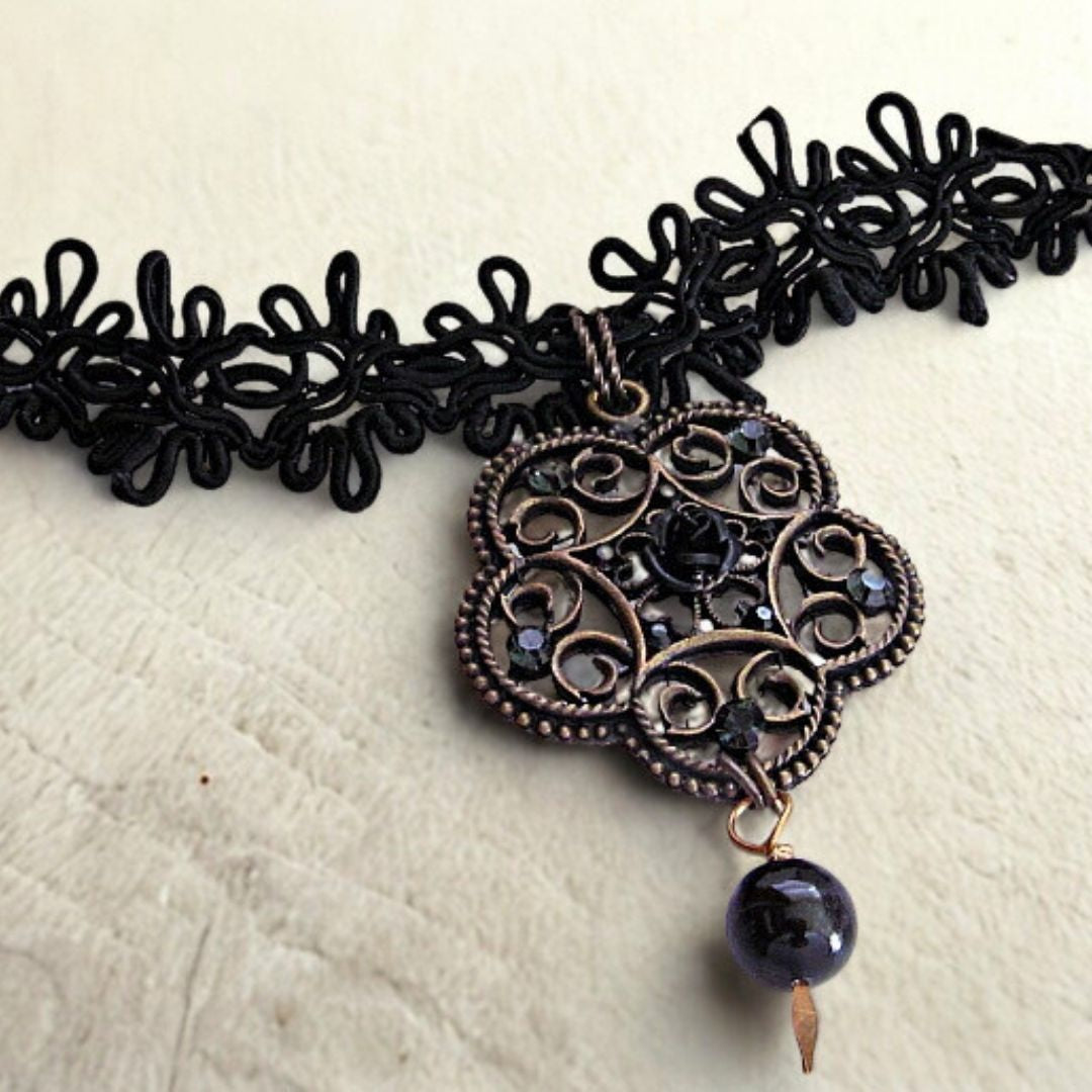 Victorian Style Black Choker Necklace Vintage Style