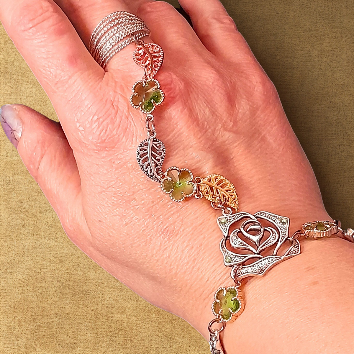 Green Flower Nature Hand Chain