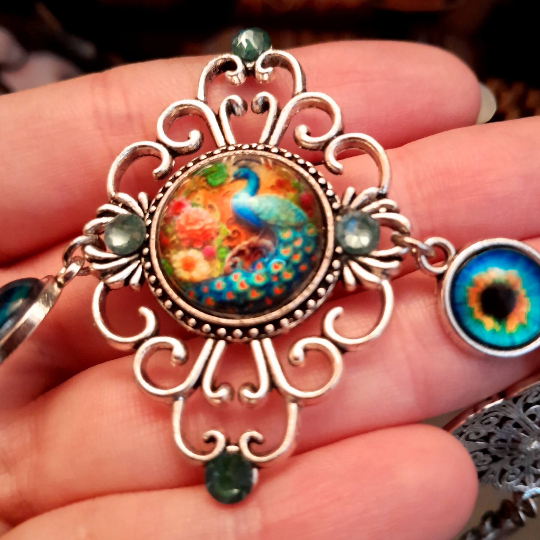 Turquoise Peacock Bracelet Boho Vintage Style colorful peacock eyes swarovski turquoise crystals flower clasp with crystal