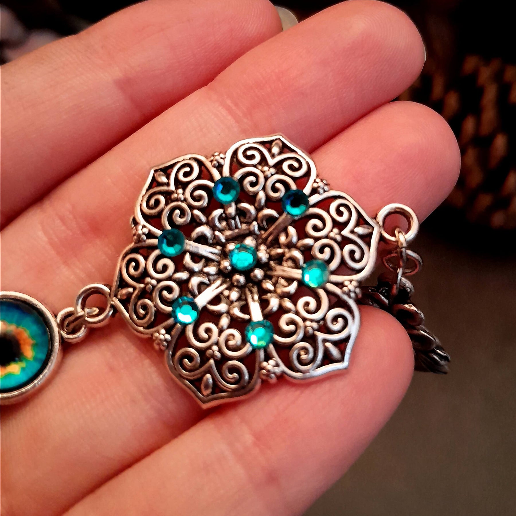 Turquoise Peacock Bracelet Boho Vintage Style colorful peacock eyes swarovski turquoise crystals flower clasp with crystal